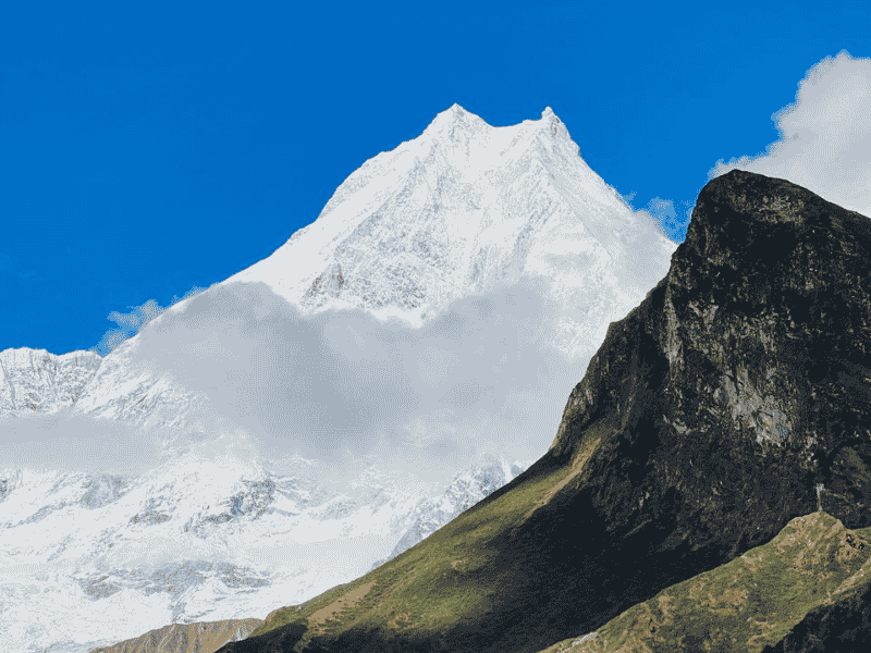 Mount Manaslu seen clear .